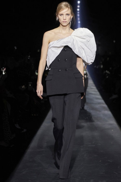 Autumn Winter Givenchy 2 Image
