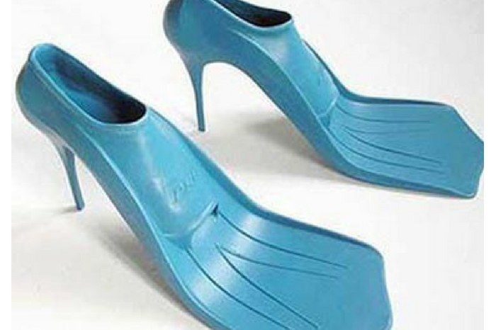 Flippers with heels Image