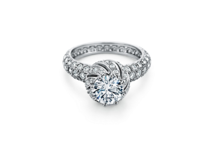 gafencu jewellery Choose the perfect engagement ring for your bride-to-be tiffany buds Image