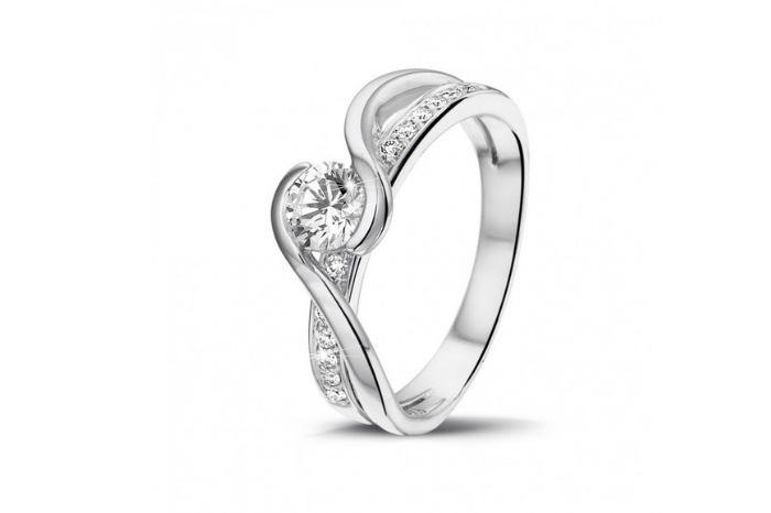 gafencu jewellery Choose the perfect engagement ring for your bride-to-be baunat sculptural Image