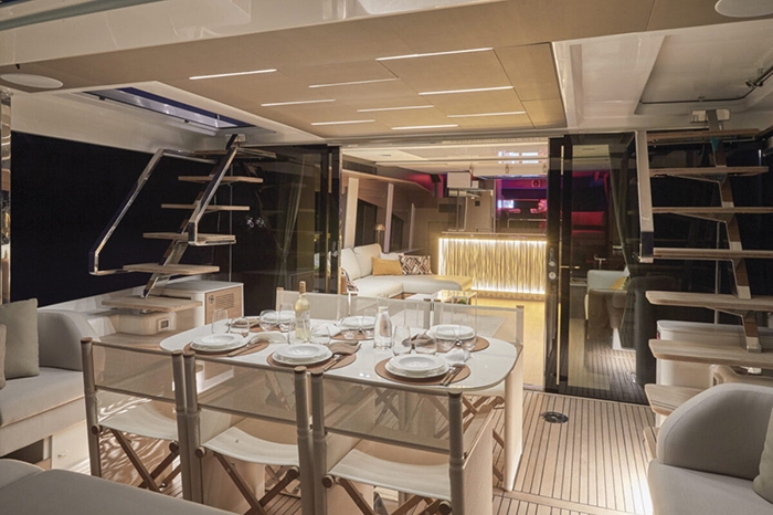 gafencu_new_luxury_motor_yacht_release_2021_prestige-x70 (3) Image