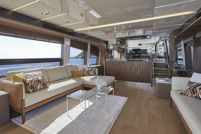gafencu_new_luxury_motor_yacht_release_2021_prestige-x70 (7) Image