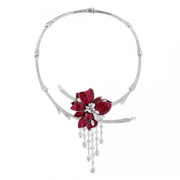 Stenzhorn Plum Blossom necklace Image