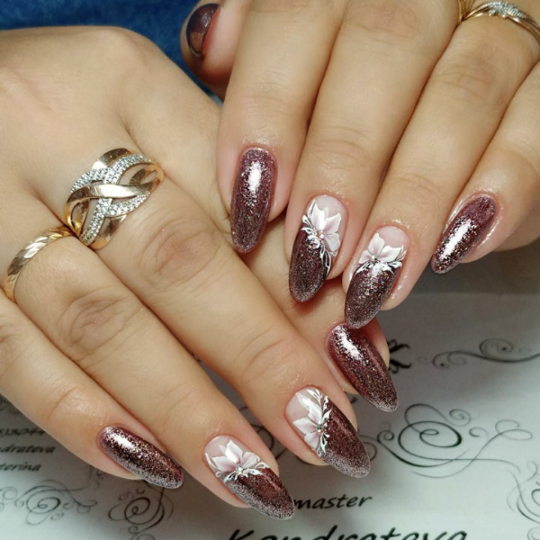 शादी हो या पार्टी हाथों की खूबसूरती बढ़ाएंगे ये Beautiful Nail Art -  beautiful nailarts for party and wedding-mobile