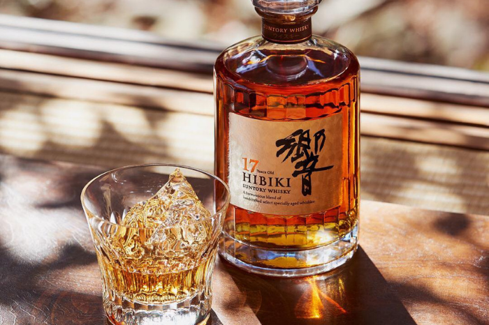gafencu Top four must-try premium Japanese whiskies brands hibiki 17 years Image
