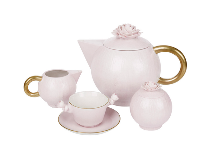 Villari - Baby Rose Tea Set Image
