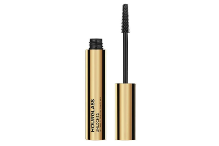 gafencu magazine beauty No-Harm Charm A five-step vegan beauty makeover hourglass unlocked instant lash lift Image