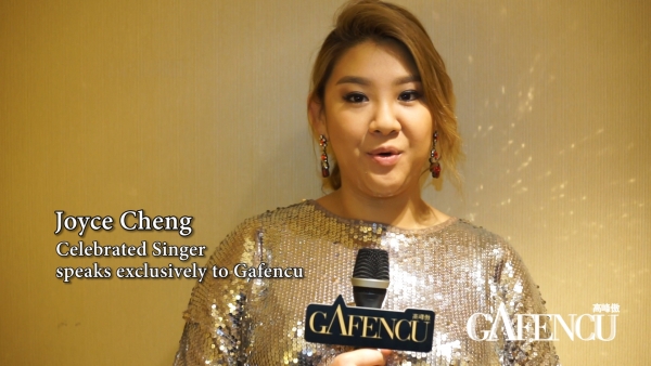 Gafencu talks to singer Joyce Cheng before her performance at Gafencu’s Gala Dinner