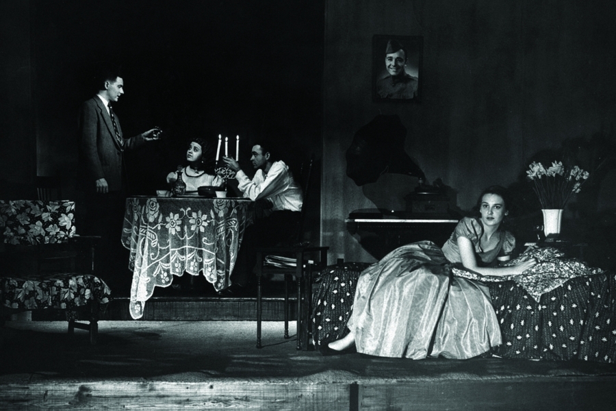 Scene from glass menagerie, 1954
