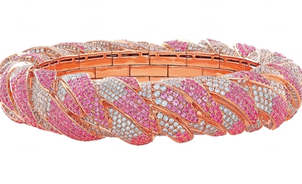 Nirav Modi Flamingo Embrace Bangle e1486521331734