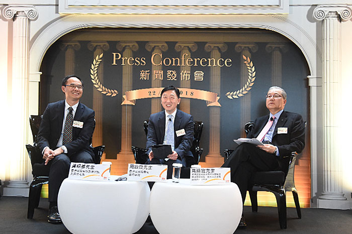HKTDC VIPs at the pre-event press conference for HKTDC Hong Kong International Jewellery Show