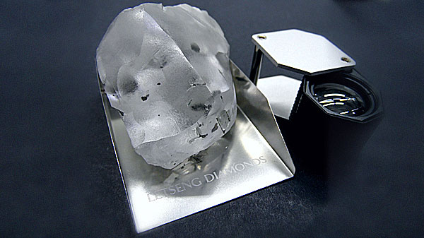 Shine bright: 910-carat diamond unearthed from Letšeng Mine