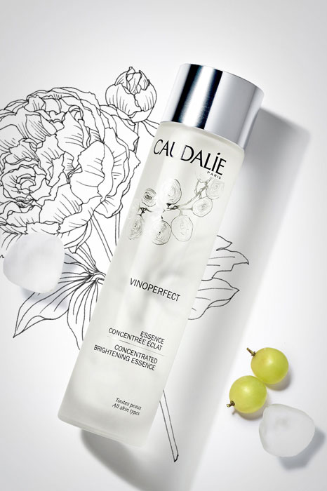 Top 5 products to keep your skin hydrated - Caudalie_Vinoperfect_Essence_