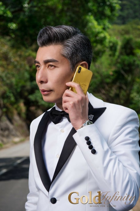Mr M's first choice - Gold Infinity luxury 24K gold iPhone X