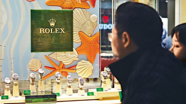 Swiss watch industry recovers thanks to Hong Kong