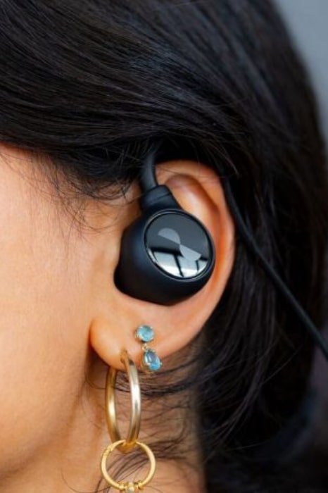 Nuraloop smart headphones are discreet but offer fantastic audio