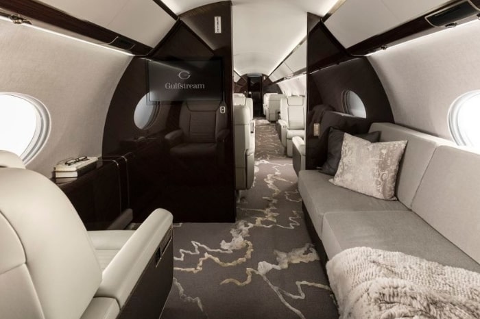 Gulfstream 650ER comfortable cabin