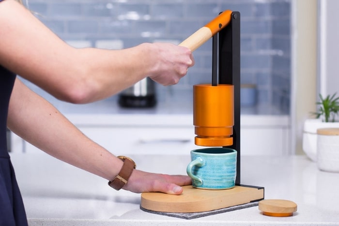 Newton Lever-Press Espresso Maker is eco-friendly