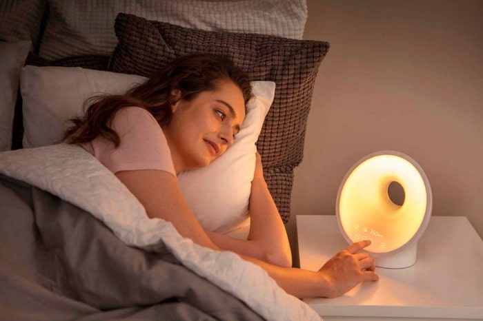 Somneo Sleep and Wake-Up Light adjust lighting to help you sleep
