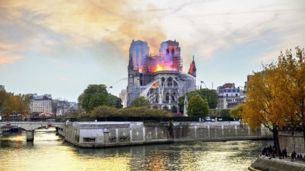 Flawed restorations - Notre-Dame de Paris on fire