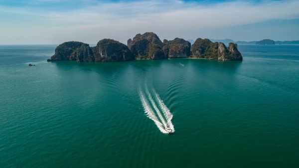 Exploring the unchartered beauty of Koh Hong with the all-new Prestige 420