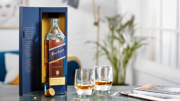 Johnnie Walker Blue Label: The iconic tipple makes for the perfect Father’s Day gift