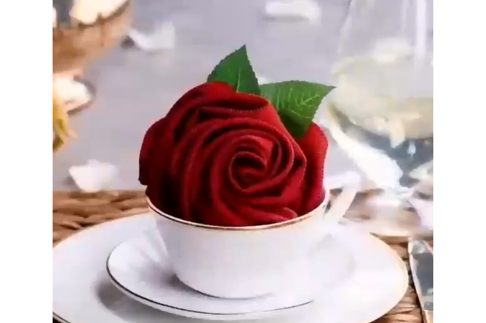 10 creative napkin folding designs gafencu magazine rose flower