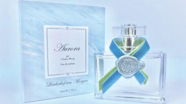 Aurora par Charles Wong Eau de Parfum