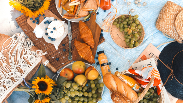 Luxury picnic baskets to order in Hong Kong