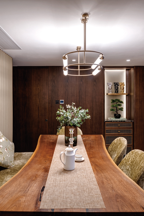 Home_Tour_Inside_luxurious_3,000sq.ft_Mid-levels _duplex_gafencu_my-space_interior_design_dining