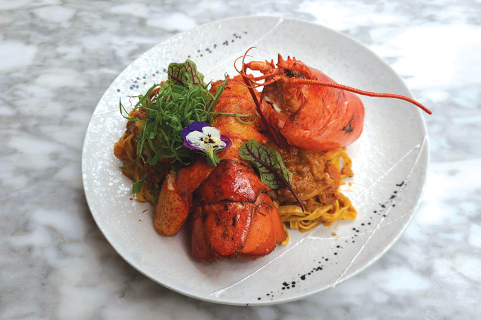 fusion_Japanese-Italian flavours come together at Pazzi Isshokenmai_philip_chow_central_dining-hongkong-gafencu_lobster_spaghetti