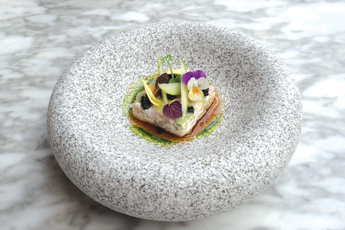 fusion_Japanese-Italian flavours come together at Pazzi Isshokenmai_philip_chow_central_dining-hongkong-gafencu_pink_prawn_tartare