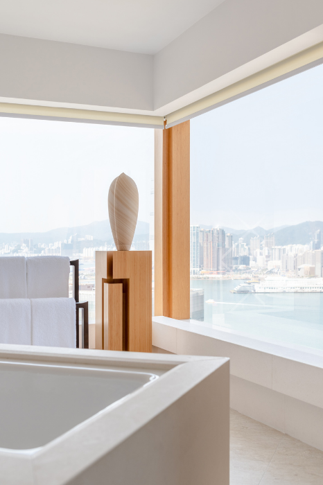Relaxed Luxury André Fu's serene and superbly understated Upper House suite - 5