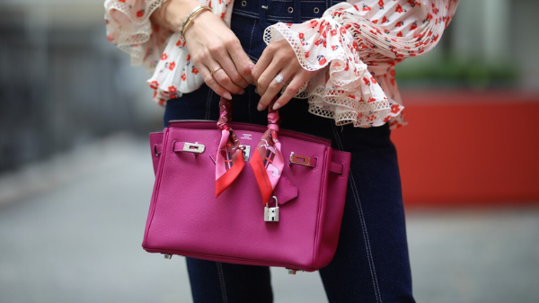 Tips to take care of your high-end luxury handbag