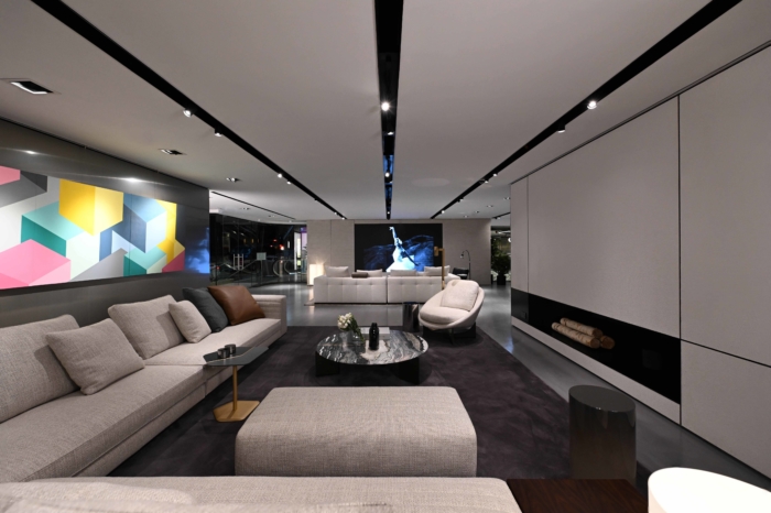 Andante showcases exclusive ART and full Minotti collection