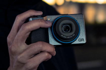 eight Best pocket cameras to take on your travels gafencu gadget review ricoh gr iiix (3)