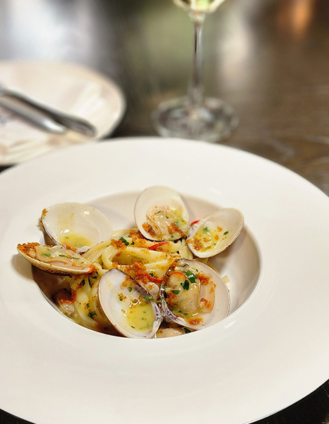 gafencu-dining-taste-italian-traditional-modern-sicilian-tai-kwun-hongkong-clams-mullet-bortarga-pasta (2)